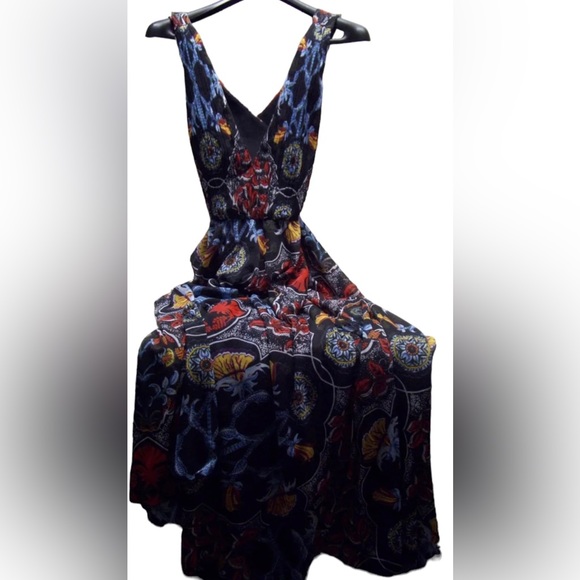 Alice + Olivia Kora' Print Handkerchief Dress Size 8